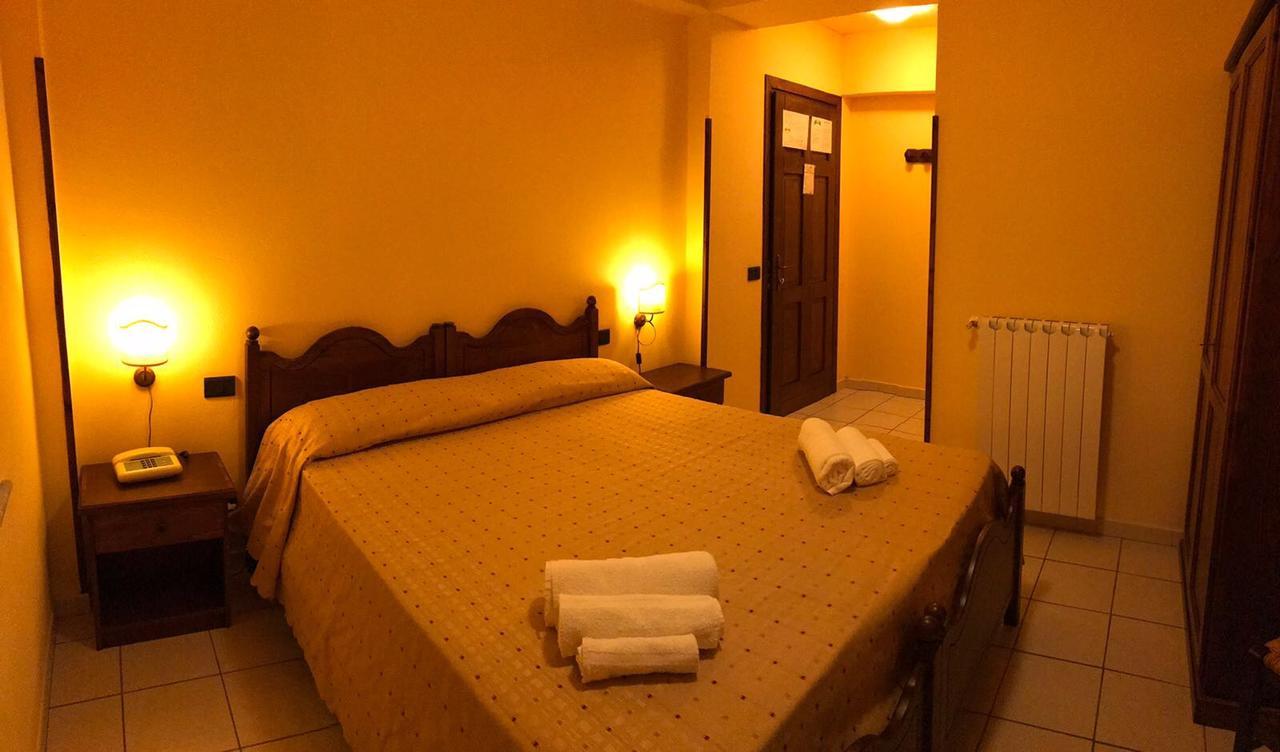 La Locanda Di San Francesco Hotel Viggianello Ngoại thất bức ảnh
