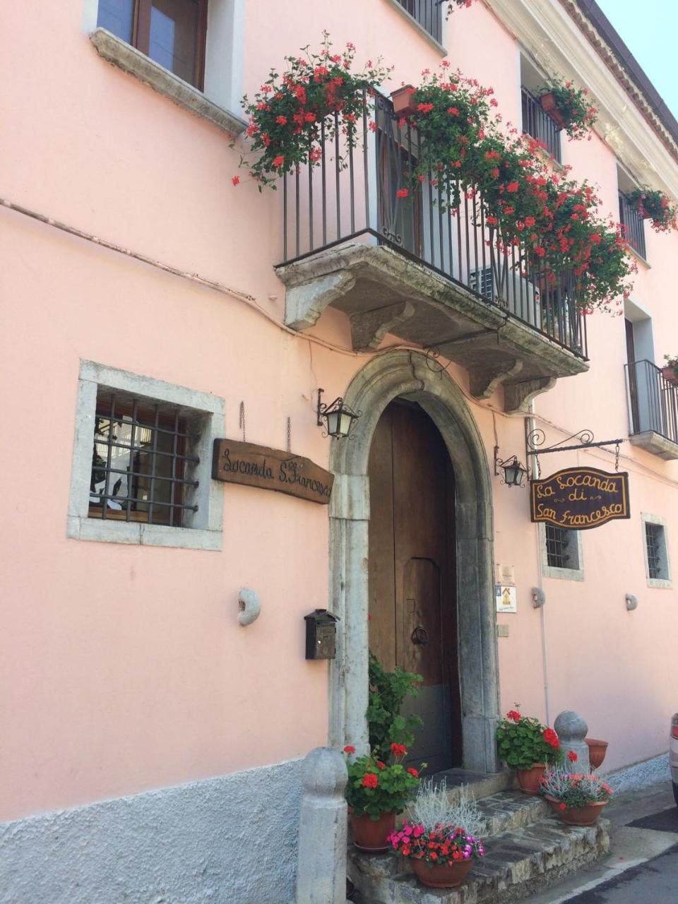 La Locanda Di San Francesco Hotel Viggianello Ngoại thất bức ảnh